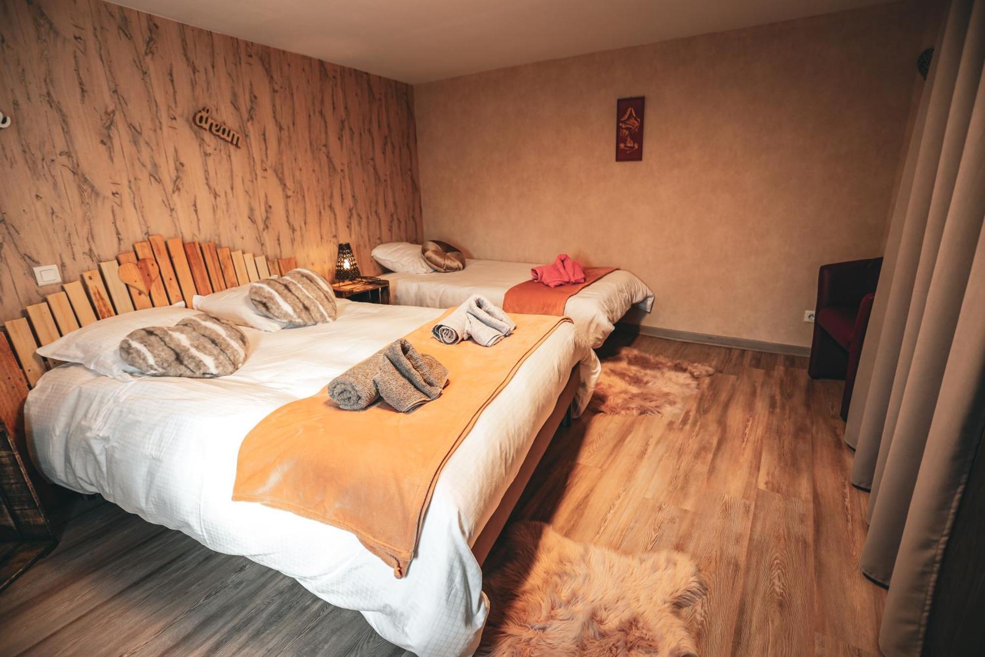 Gite , Au Dormeur Du Val Vireux-Wallerand Extérieur photo